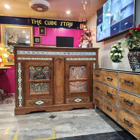 Hotel The Cube Stay New Delhi Bagian luar foto