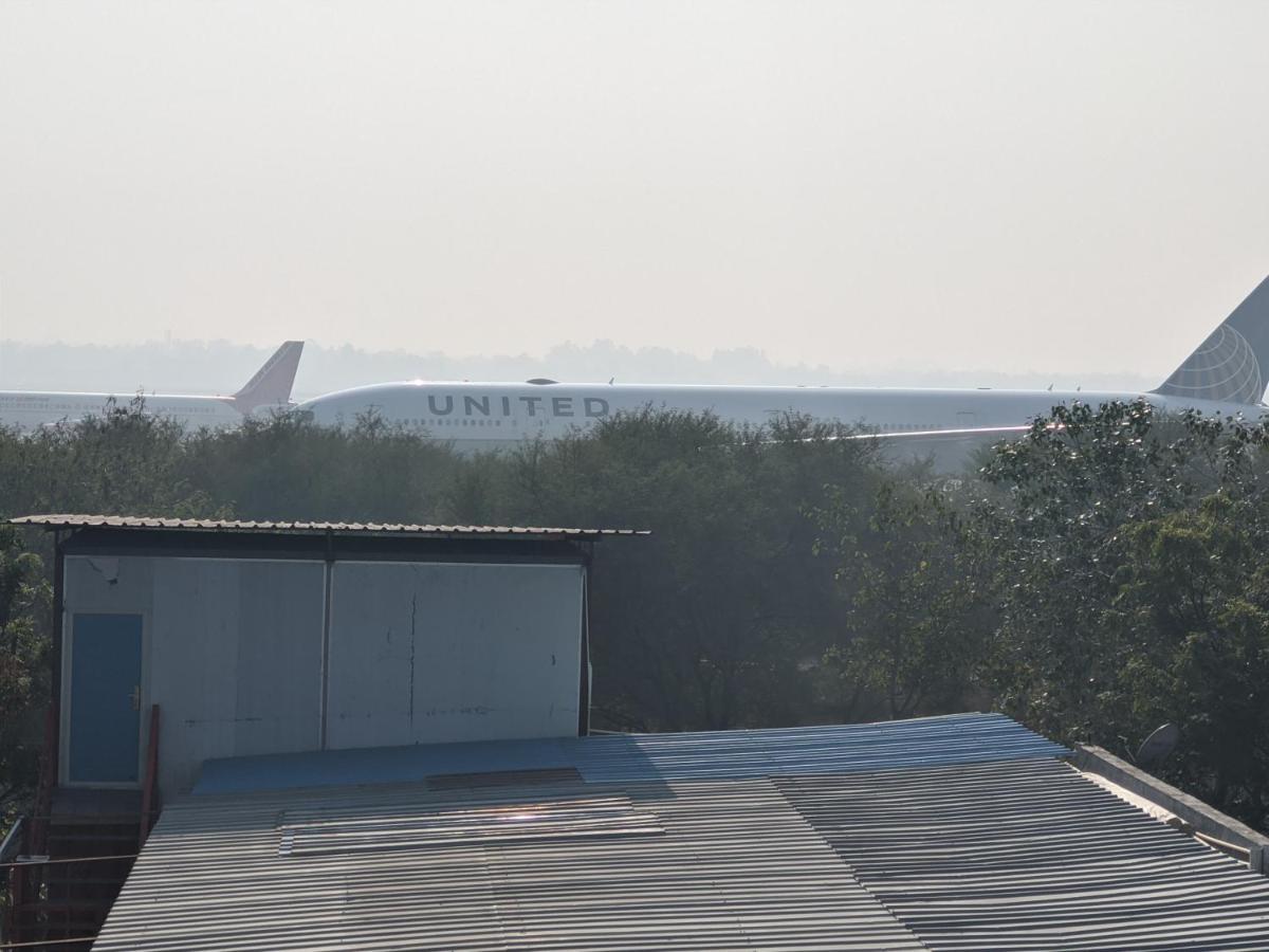 Hotel The Cube Stay New Delhi Bagian luar foto