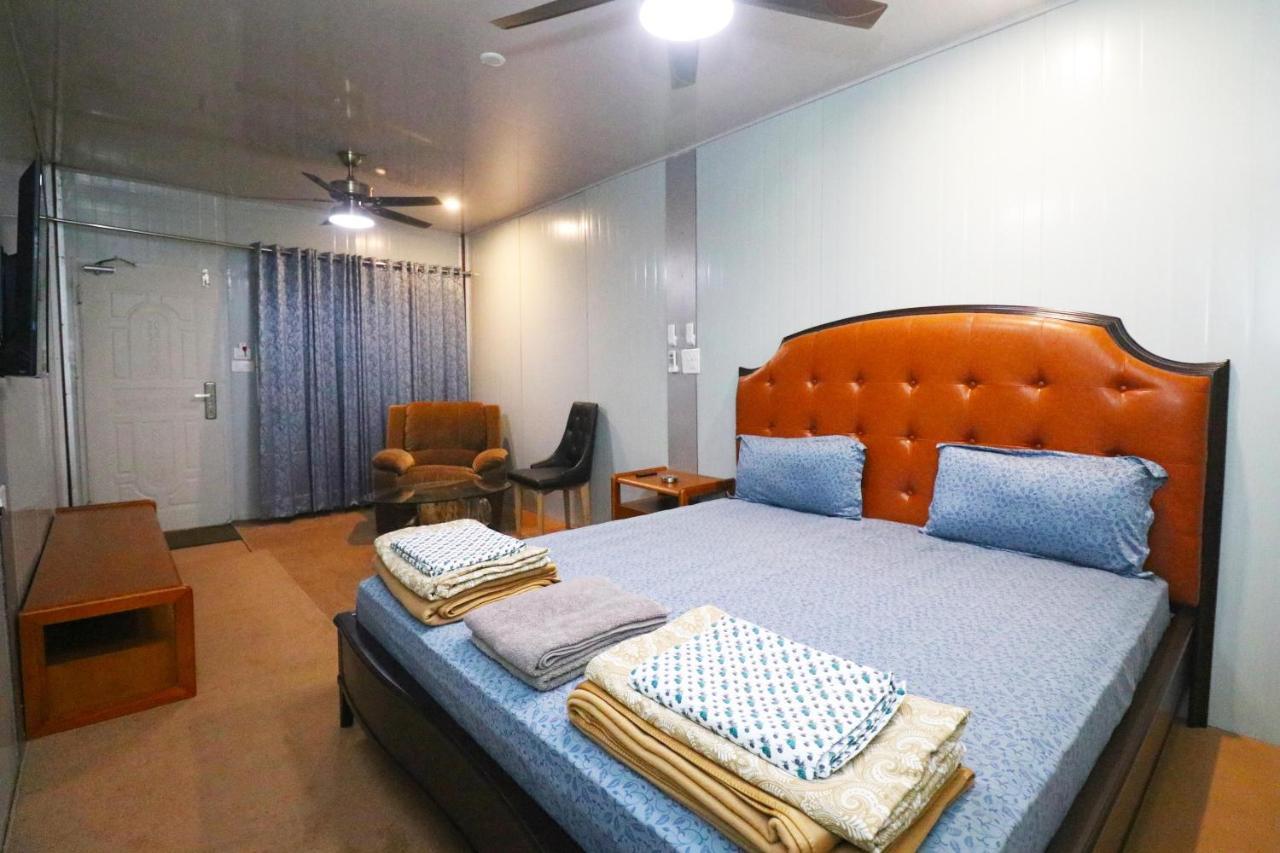 Hotel The Cube Stay New Delhi Bagian luar foto