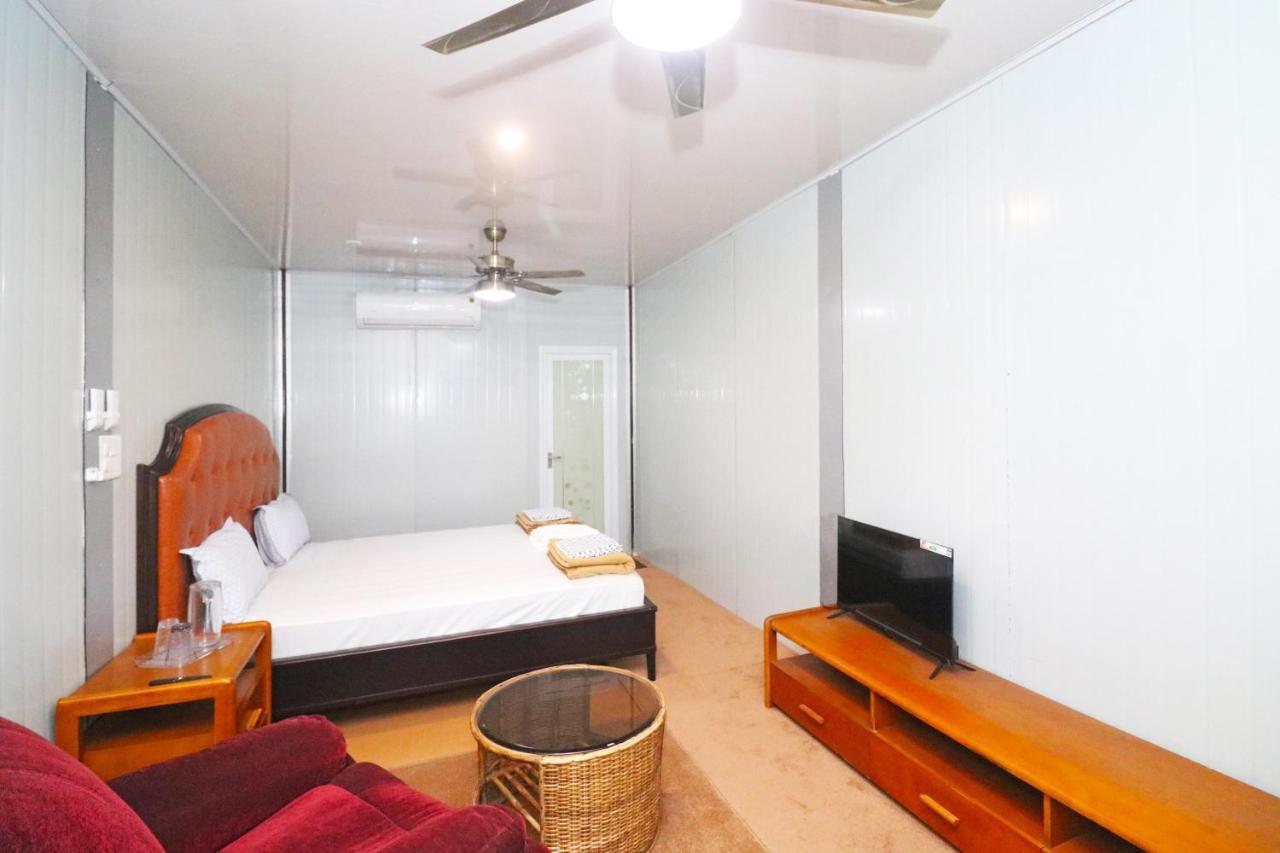 Hotel The Cube Stay New Delhi Bagian luar foto