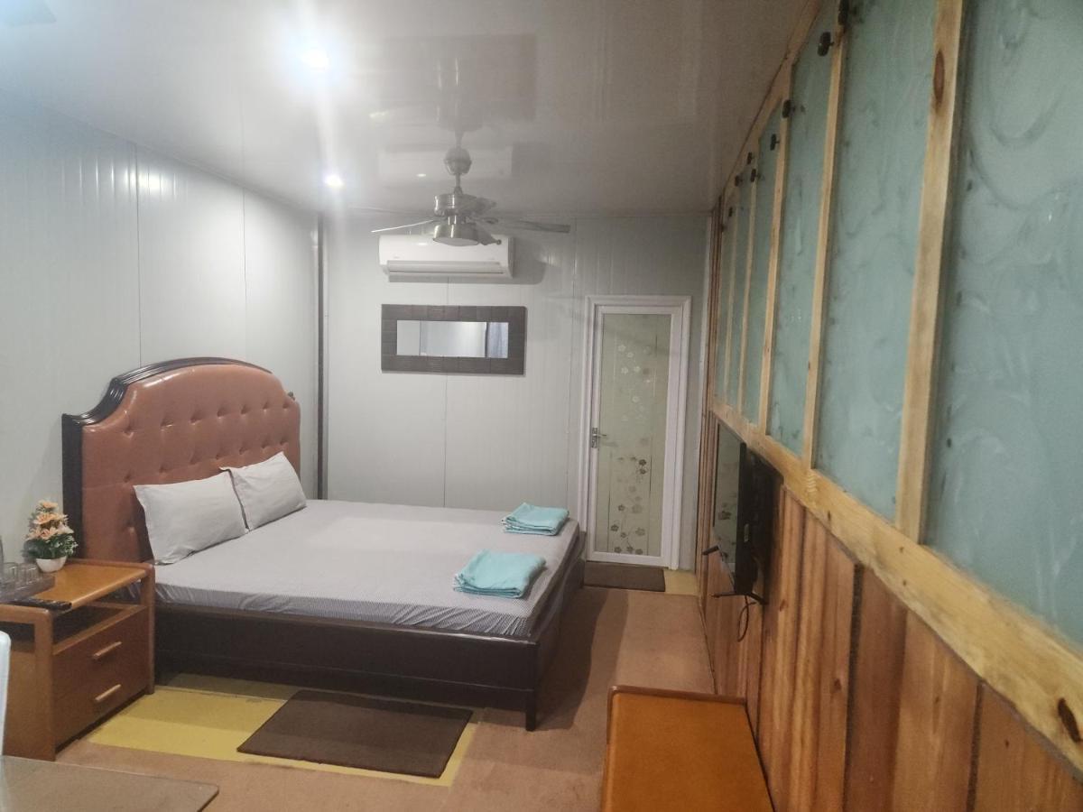 Hotel The Cube Stay New Delhi Bagian luar foto